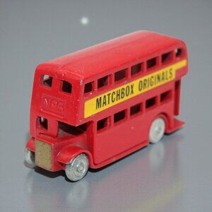 Matchbox Originals No.5 1988 London Double Decker Bus Red Diecast Toy